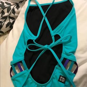 Jolyn Gavin tie-back onesie